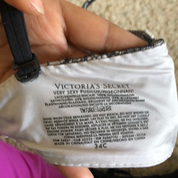 Victoria’s secret Black & Purple bra—34C - Picture 3 of 3